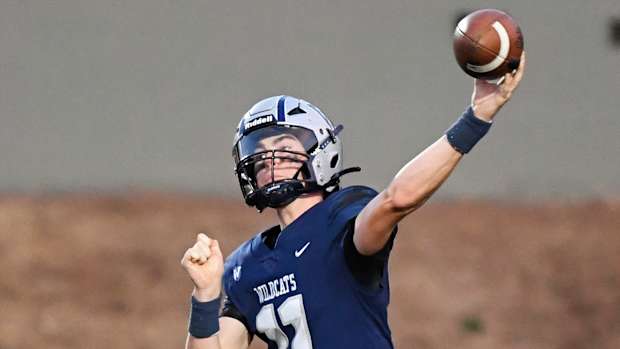 a Wilsonville Thurston football Oregon September 1 2023 Leon Neuschwander 87